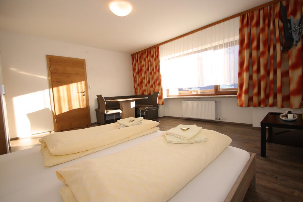 Haus Sonnenterrasse Apartment Санкт Файт им Понгау Екстериор снимка